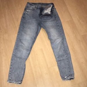 American Eagle Mom Jeans